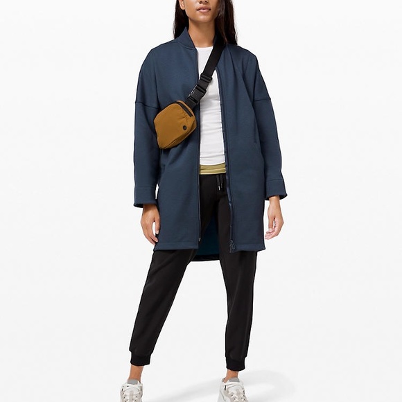 NWT Lululemon Take a Stroll jacket - 4 - navy - Picture 2 of 6